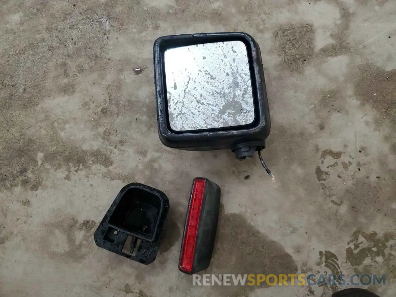 13 Photograph of a damaged car 1C4HJXDG3MW836744 JEEP WRANGLER 2021