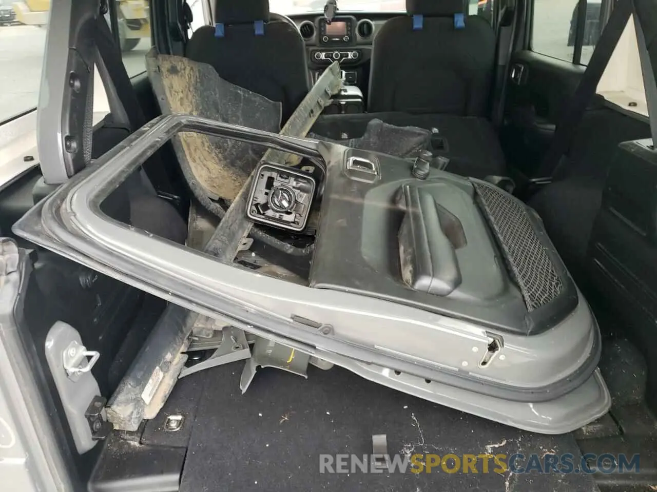 13 Photograph of a damaged car 1C4HJXDG4MW609644 JEEP WRANGLER 2021