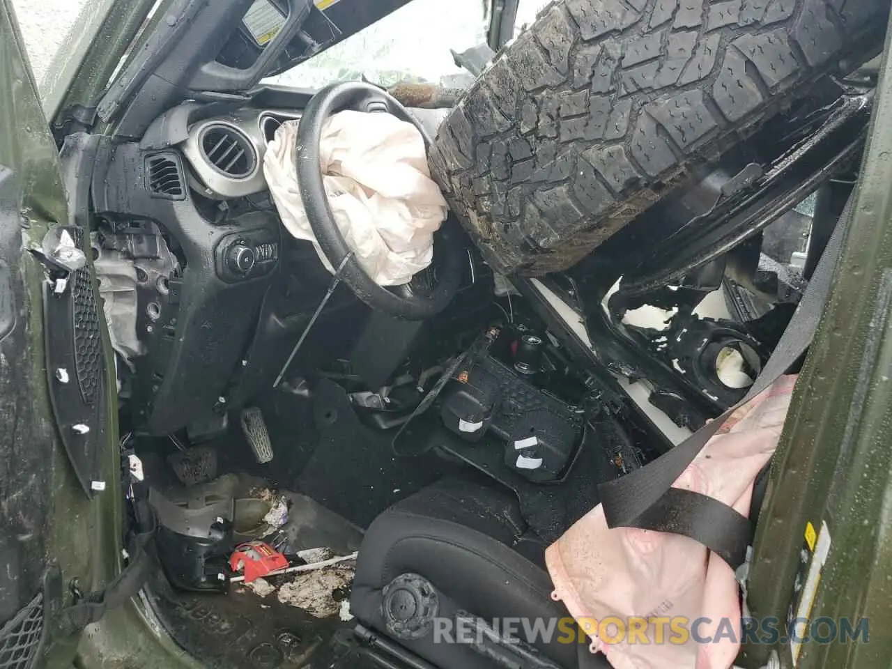 8 Photograph of a damaged car 1C4HJXDG4MW666703 JEEP WRANGLER 2021