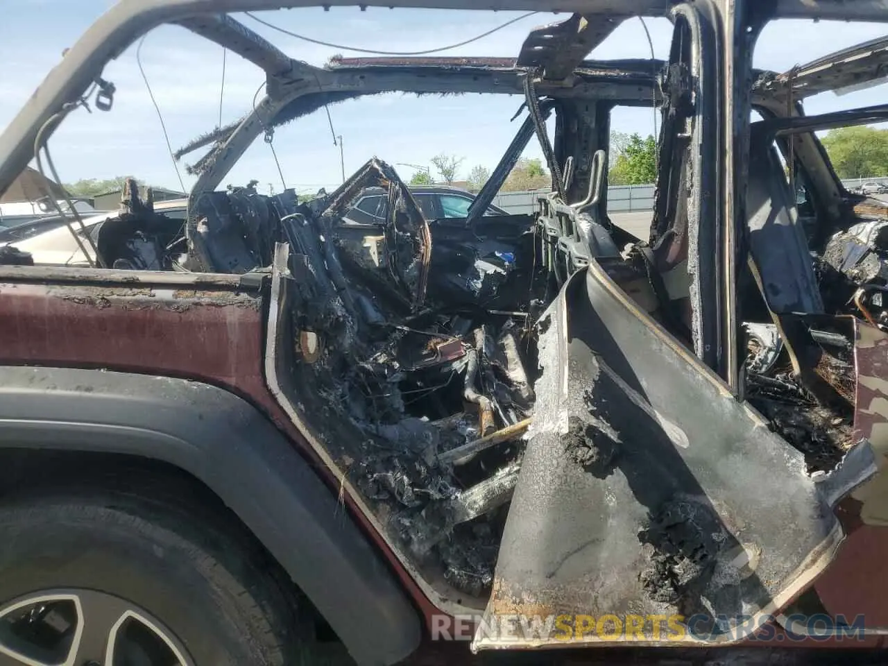 10 Photograph of a damaged car 1C4HJXDG5MW809996 JEEP WRANGLER 2021