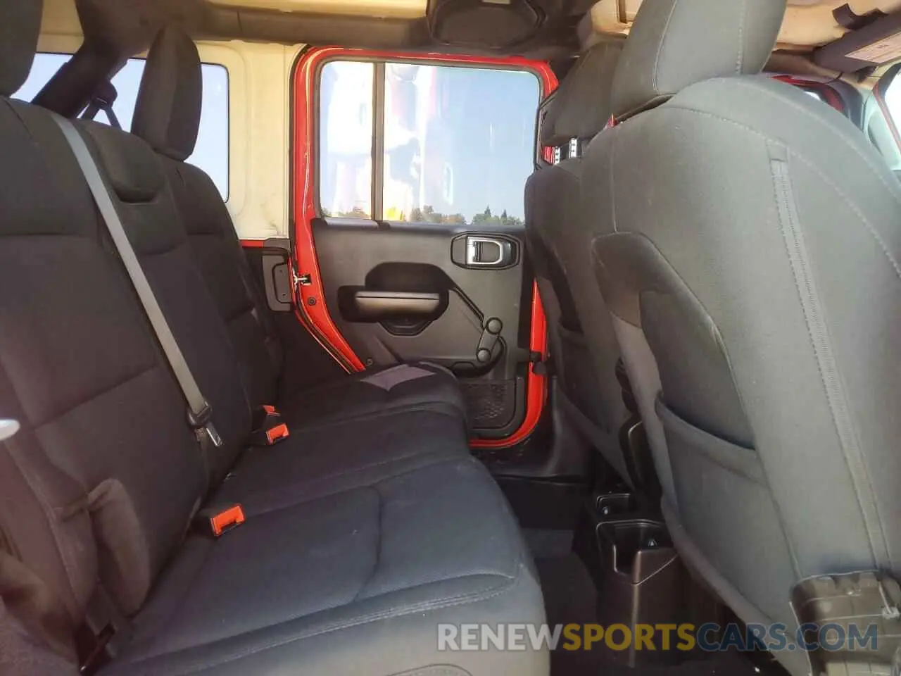 10 Photograph of a damaged car 1C4HJXDN1MW528776 JEEP WRANGLER 2021