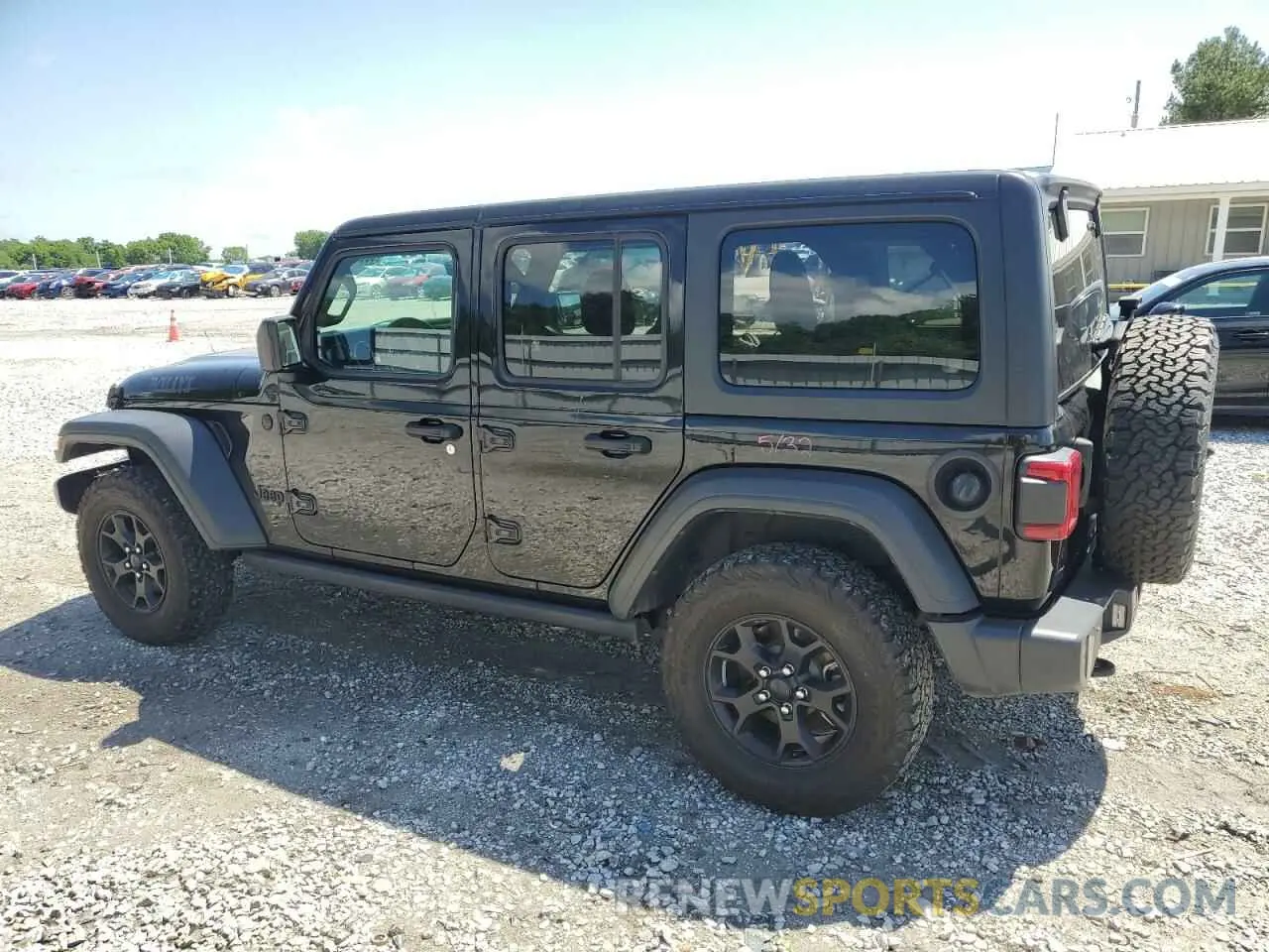 2 Photograph of a damaged car 1C4HJXDN1MW584099 JEEP WRANGLER 2021