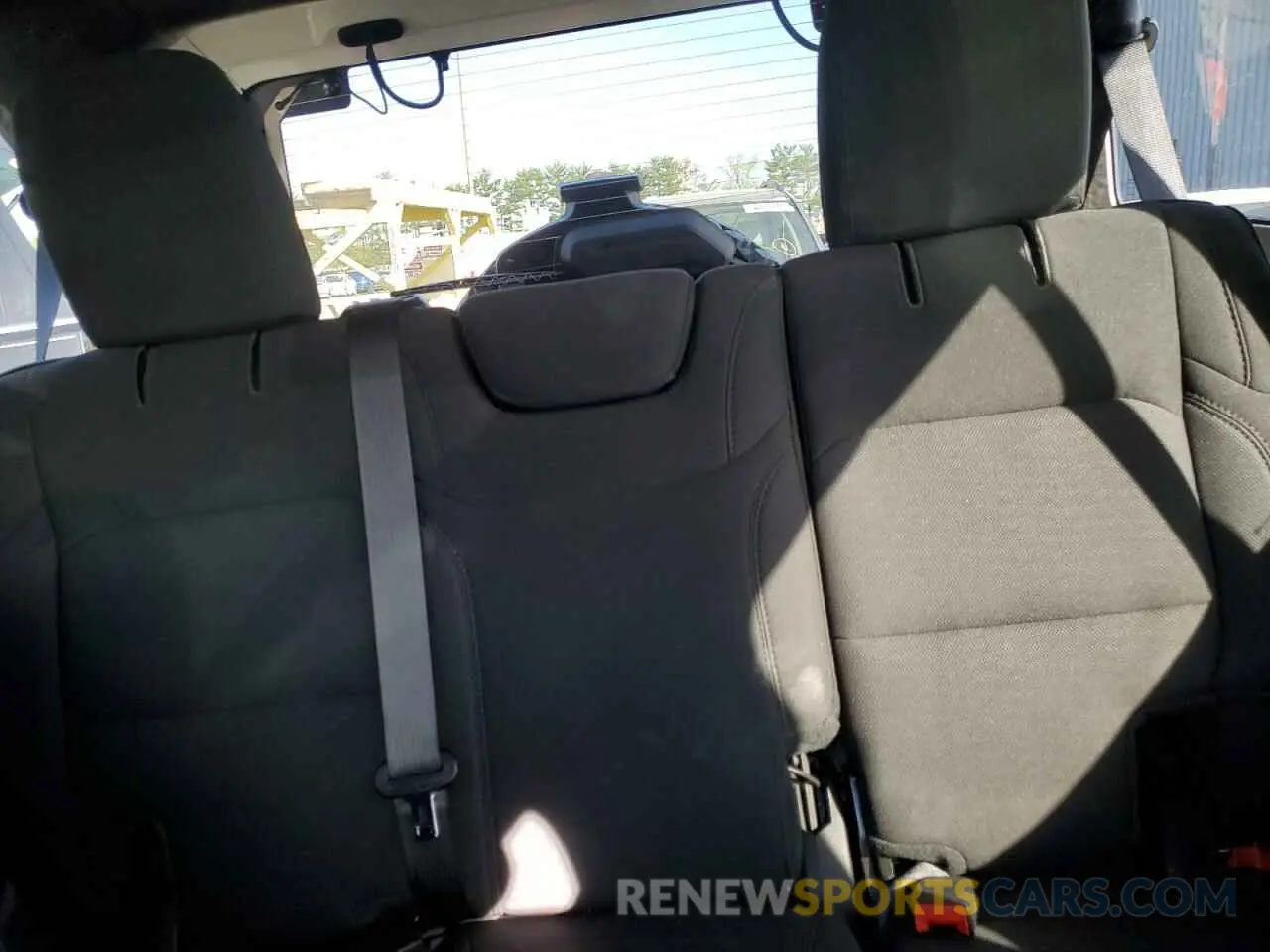 10 Photograph of a damaged car 1C4HJXDN1MW816202 JEEP WRANGLER 2021
