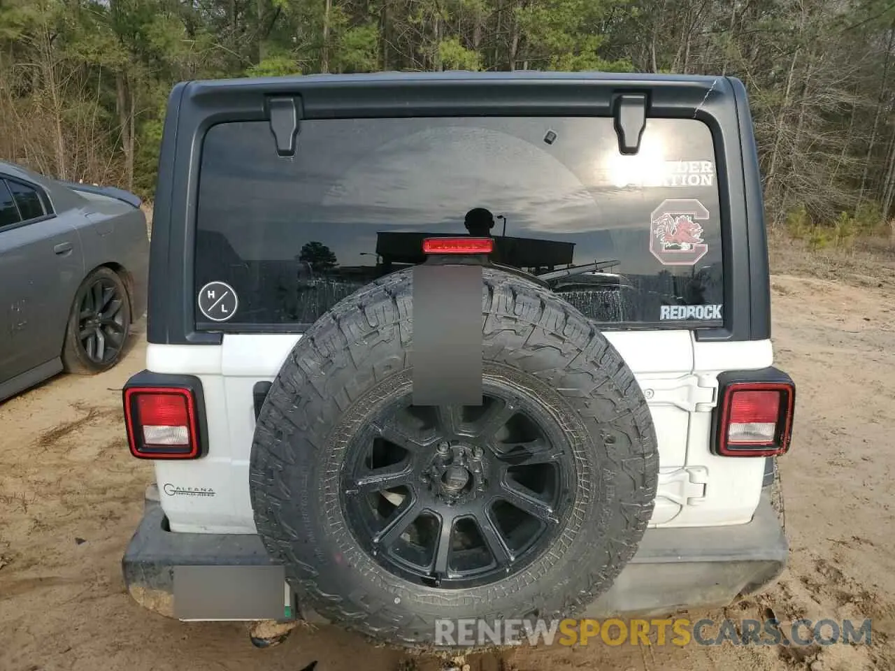 6 Photograph of a damaged car 1C4HJXDN5MW592660 JEEP WRANGLER 2021