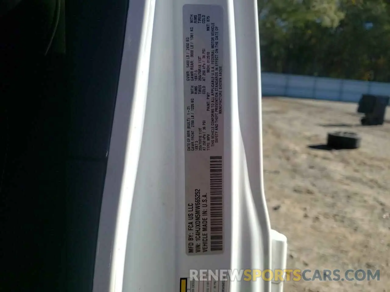 12 Photograph of a damaged car 1C4HJXDN5MW665252 JEEP WRANGLER 2021