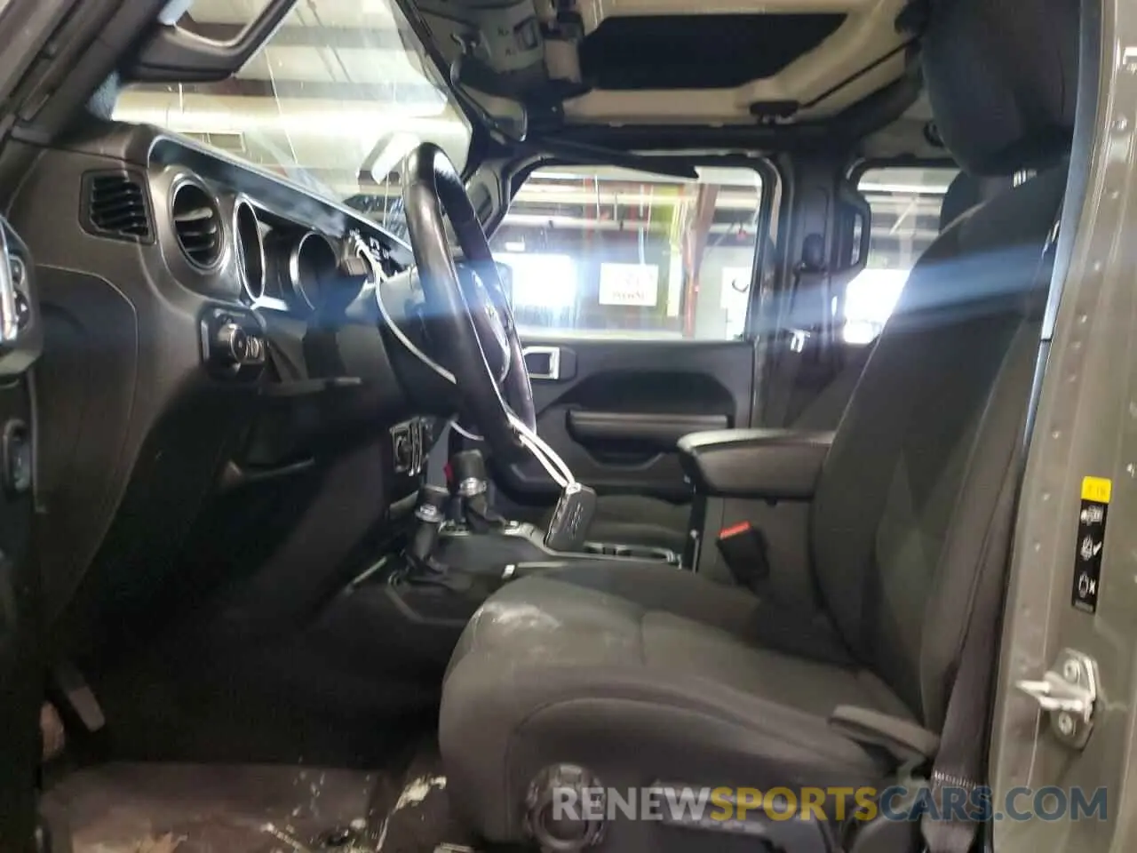 7 Photograph of a damaged car 1C4HJXDNXMW648849 JEEP WRANGLER 2021