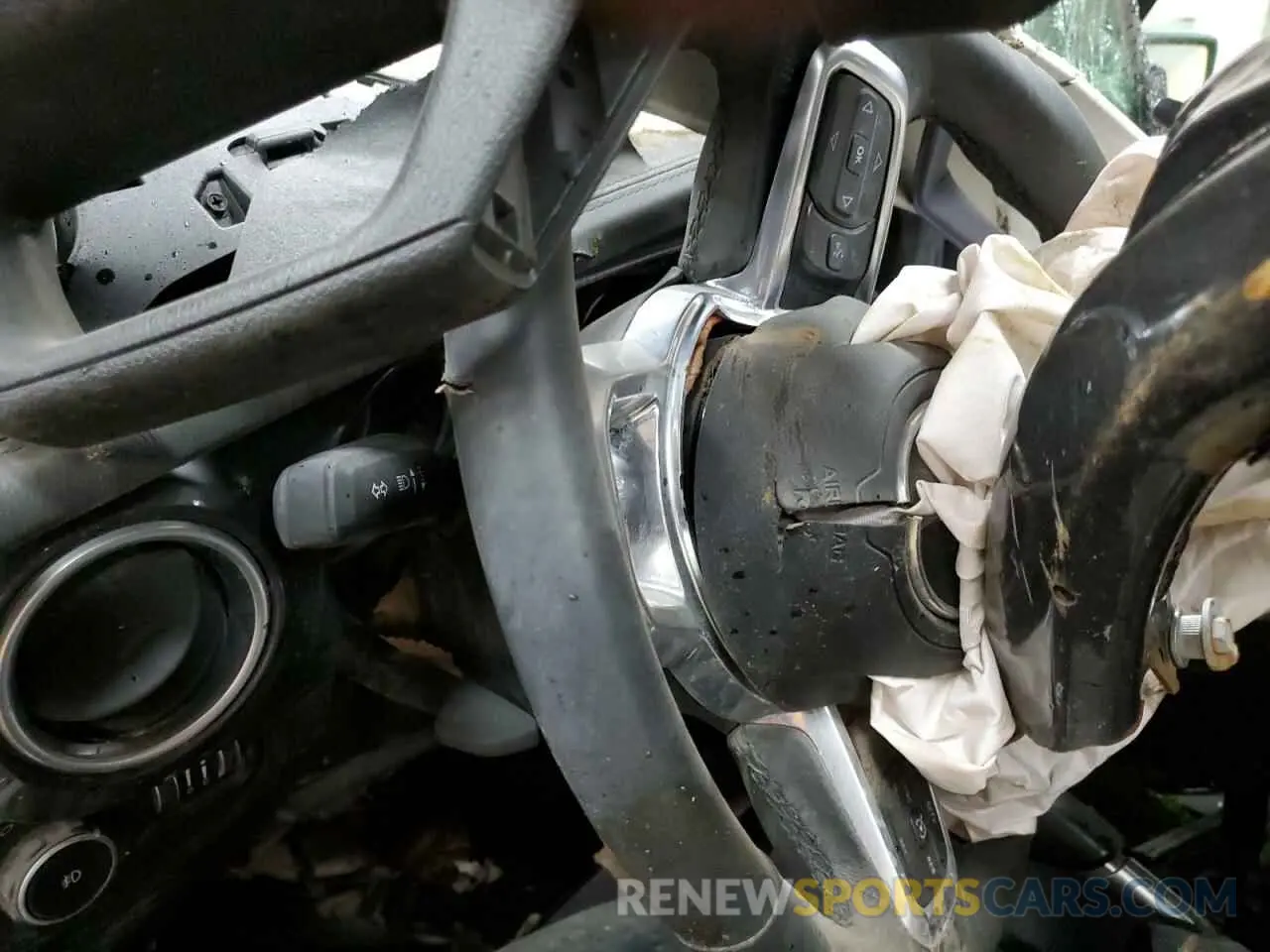 9 Photograph of a damaged car 1C4HJXEG0MW612247 JEEP WRANGLER 2021