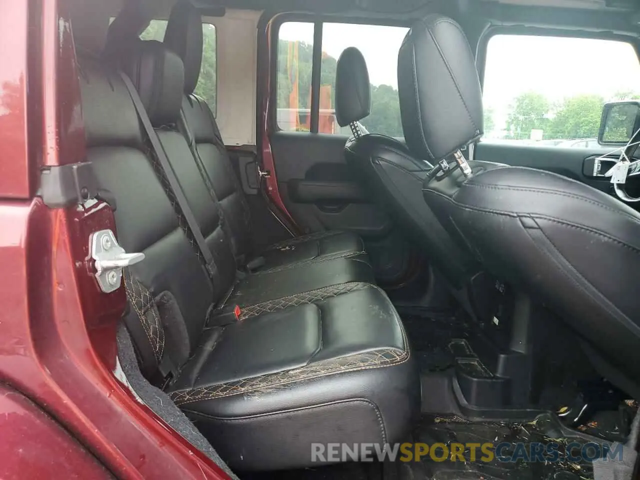 11 Photograph of a damaged car 1C4HJXEG6MW620675 JEEP WRANGLER 2021