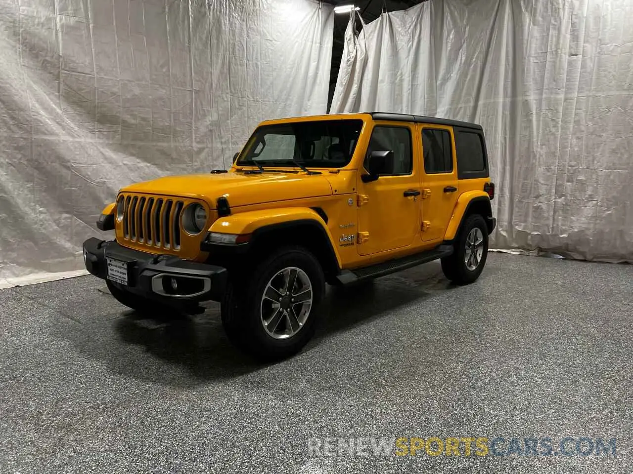 2 Photograph of a damaged car 1C4HJXEG6MW754621 JEEP WRANGLER 2021