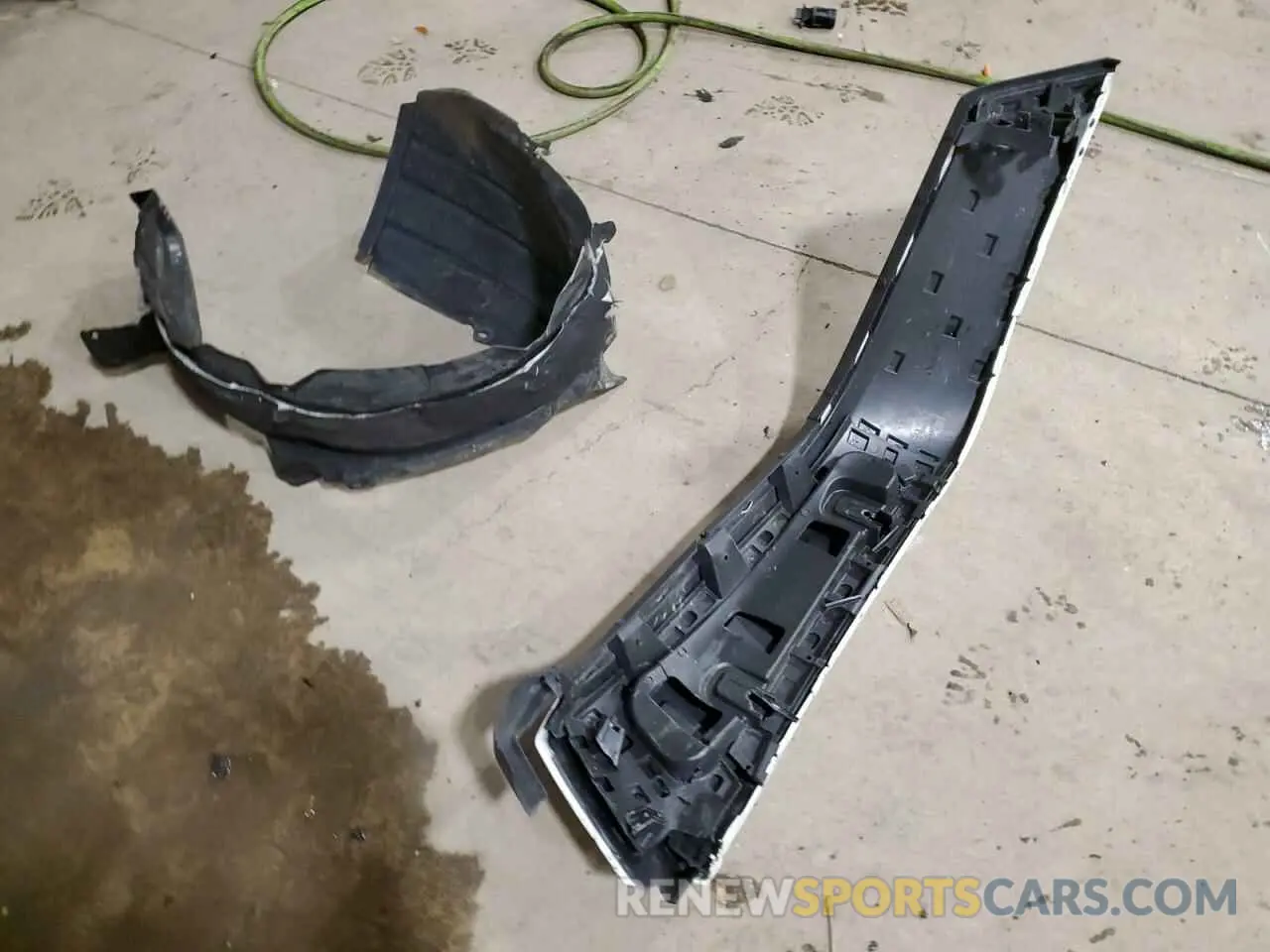 13 Photograph of a damaged car 1C4HJXEN1MW669300 JEEP WRANGLER 2021