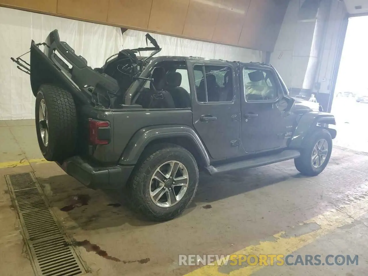 3 Photograph of a damaged car 1C4HJXEN6MW609397 JEEP WRANGLER 2021