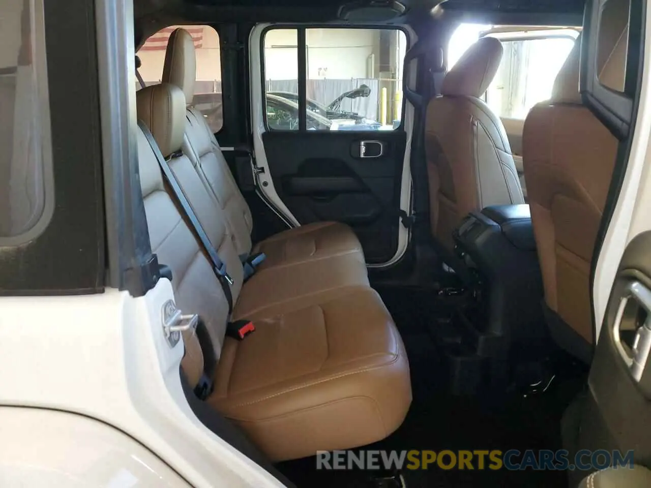 11 Photograph of a damaged car 1C4HJXEN8MW503095 JEEP WRANGLER 2021