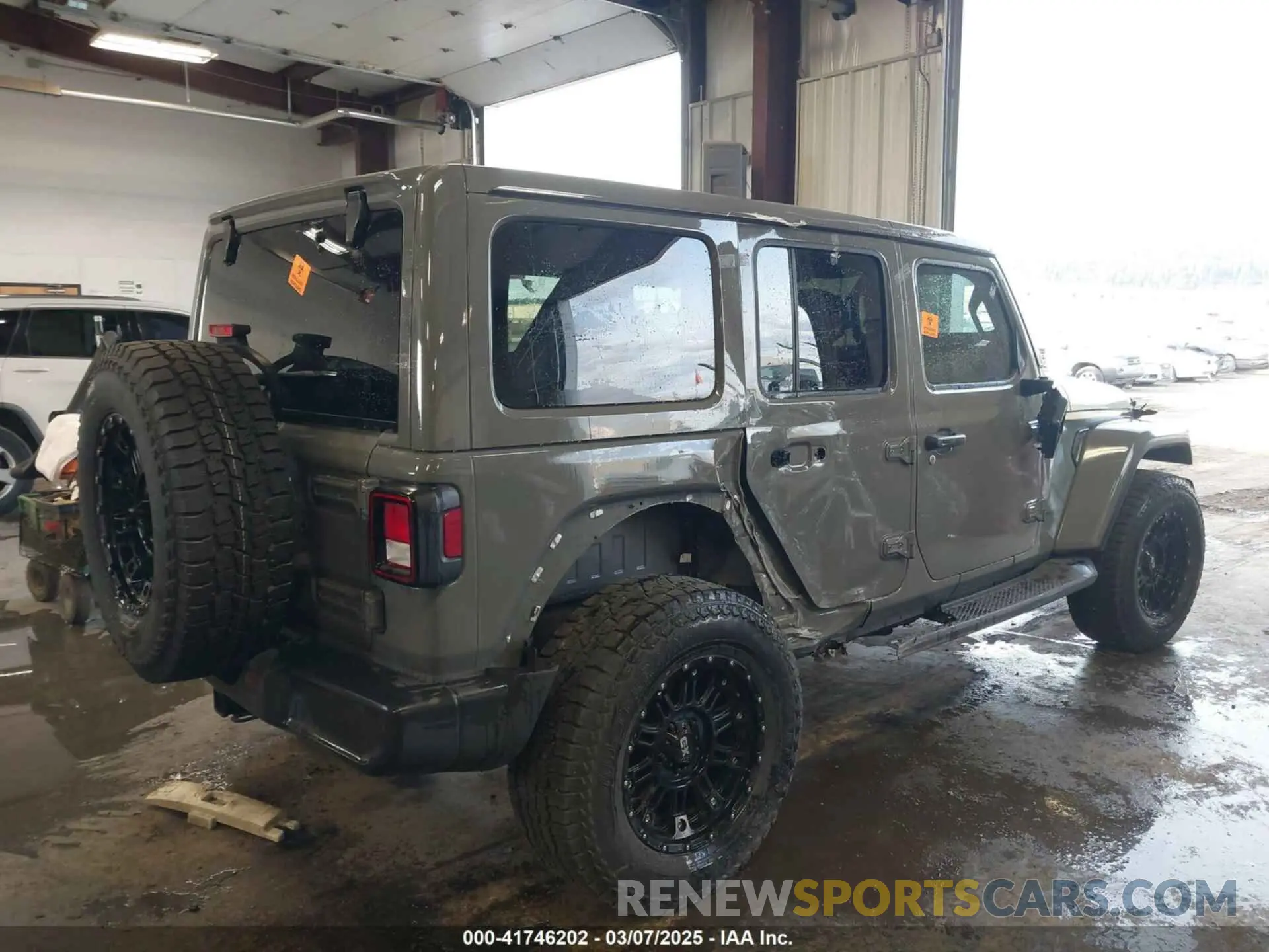 4 Photograph of a damaged car 1C4HJXEN8MW503811 JEEP WRANGLER 2021