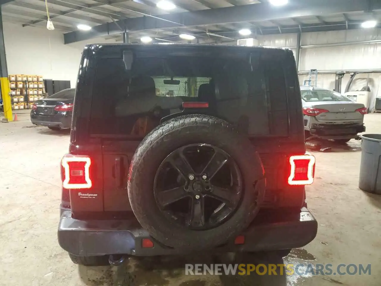 6 Photograph of a damaged car 1C4HJXEN8MW772617 JEEP WRANGLER 2021