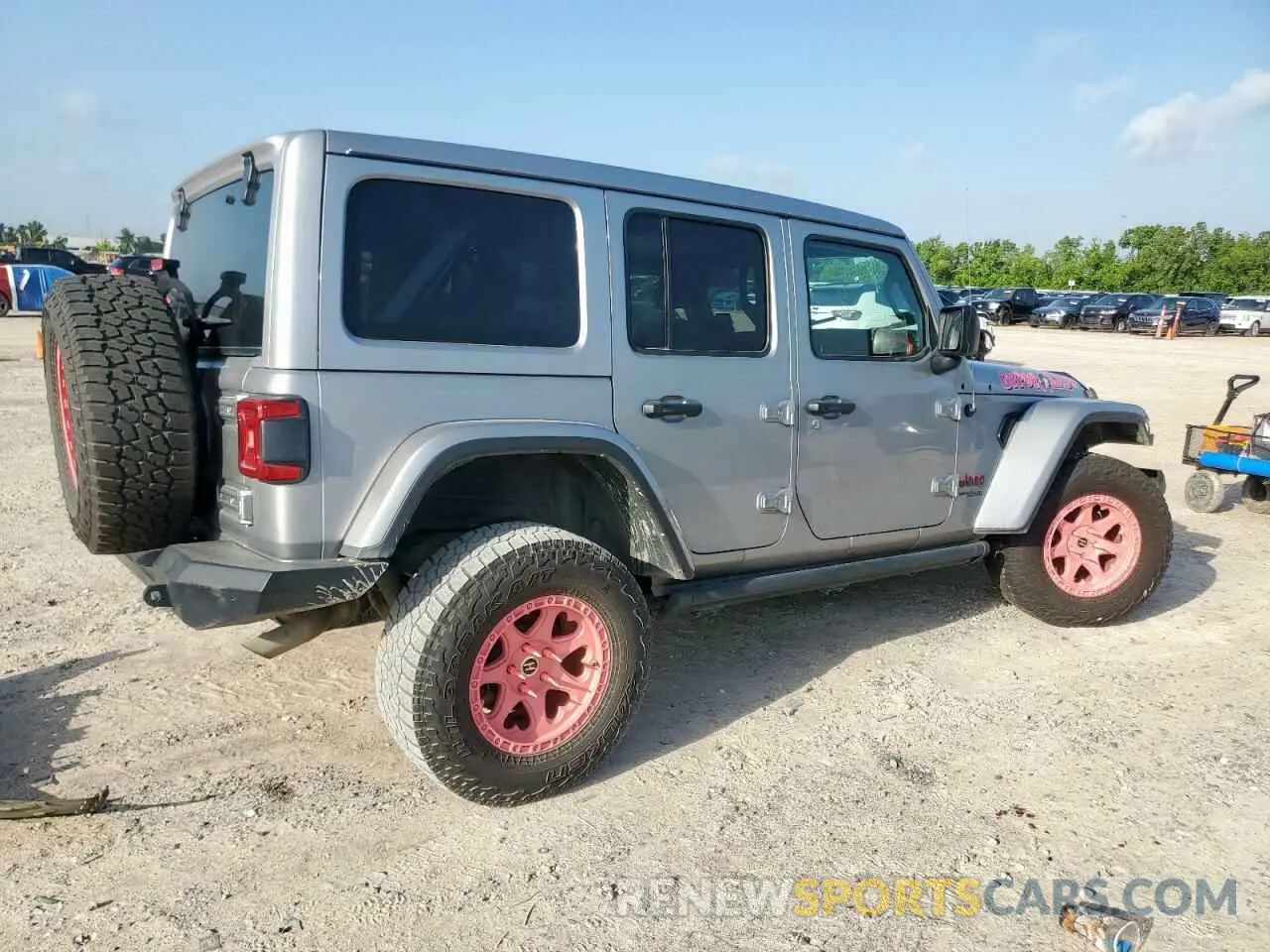 3 Photograph of a damaged car 1C4HJXFG0MW616829 JEEP WRANGLER 2021