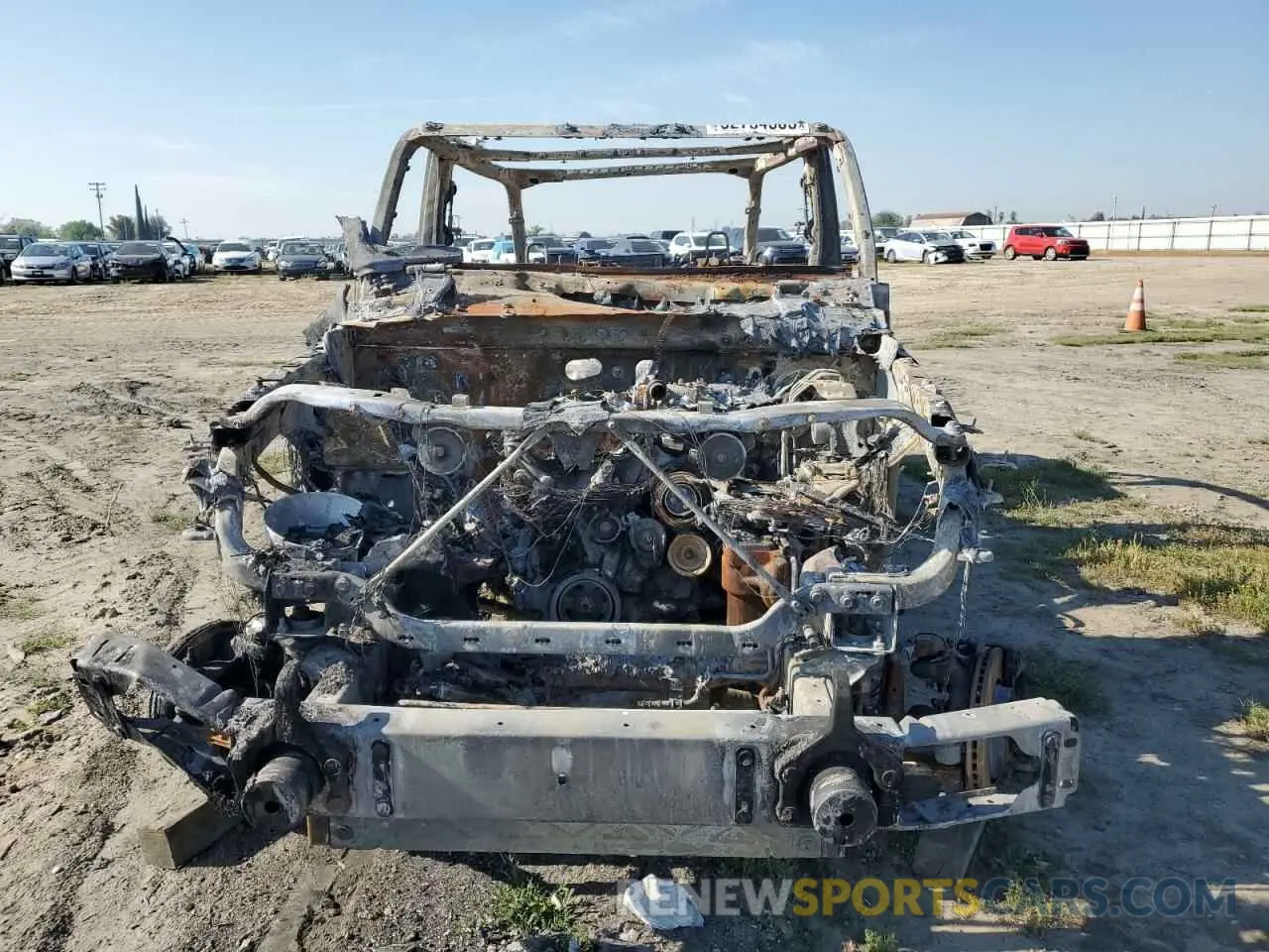 5 Photograph of a damaged car 1C4HJXFN1MW744432 JEEP WRANGLER 2021