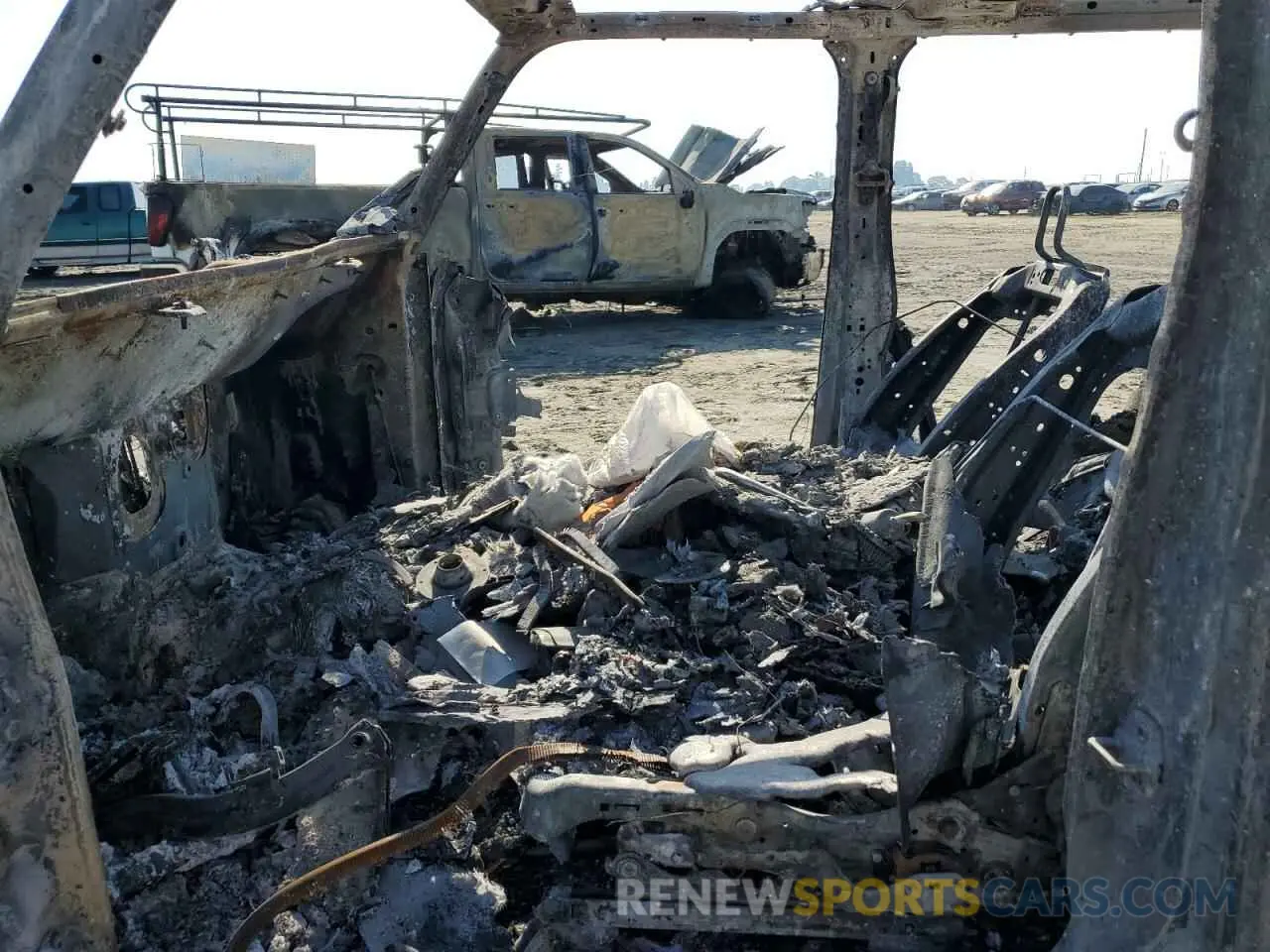 7 Photograph of a damaged car 1C4HJXFN1MW744432 JEEP WRANGLER 2021