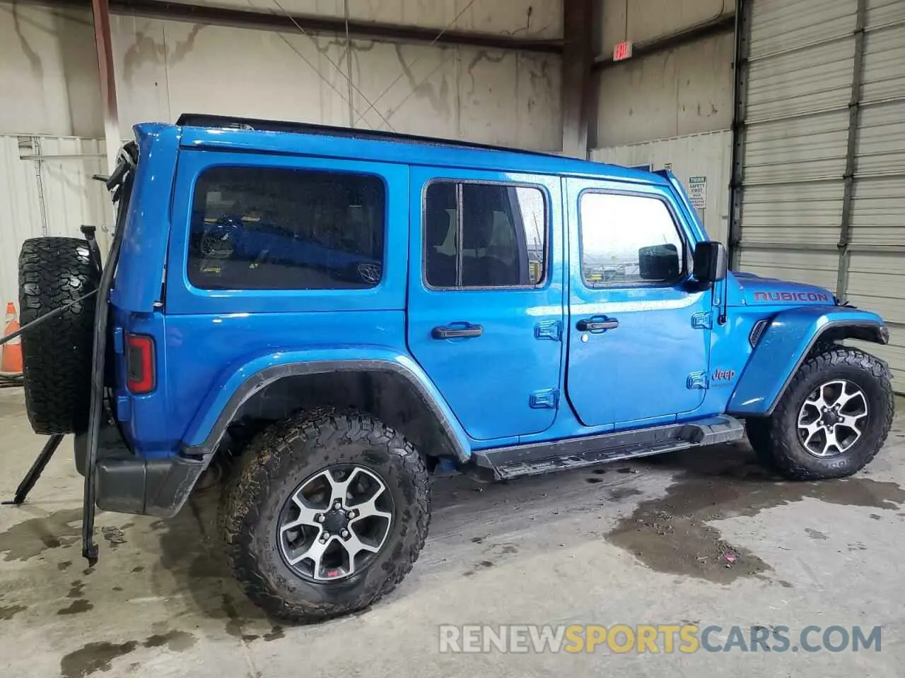 3 Photograph of a damaged car 1C4HJXFN6MW756530 JEEP WRANGLER 2021