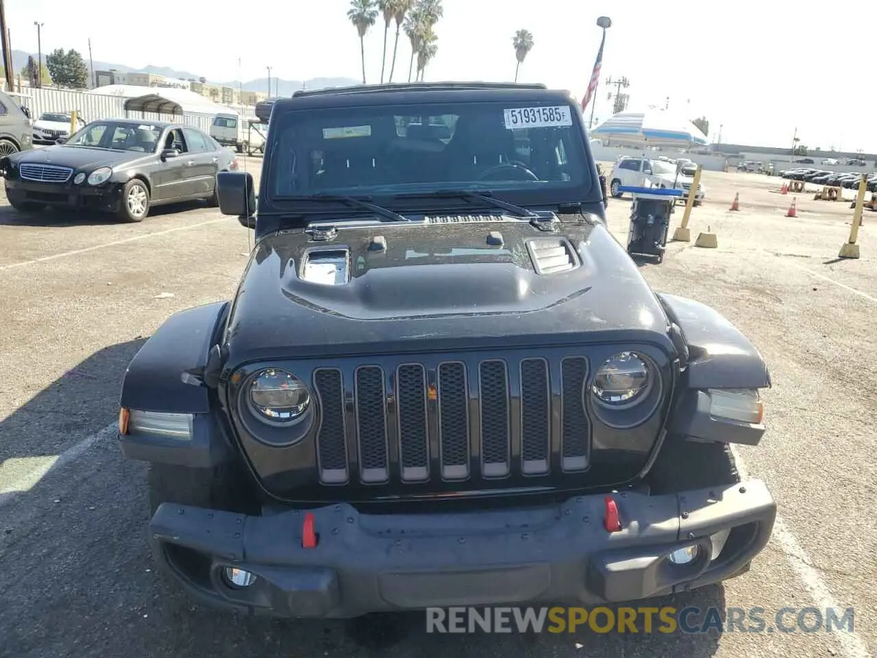 5 Photograph of a damaged car 1C4JJXFM0MW528029 JEEP WRANGLER 2021