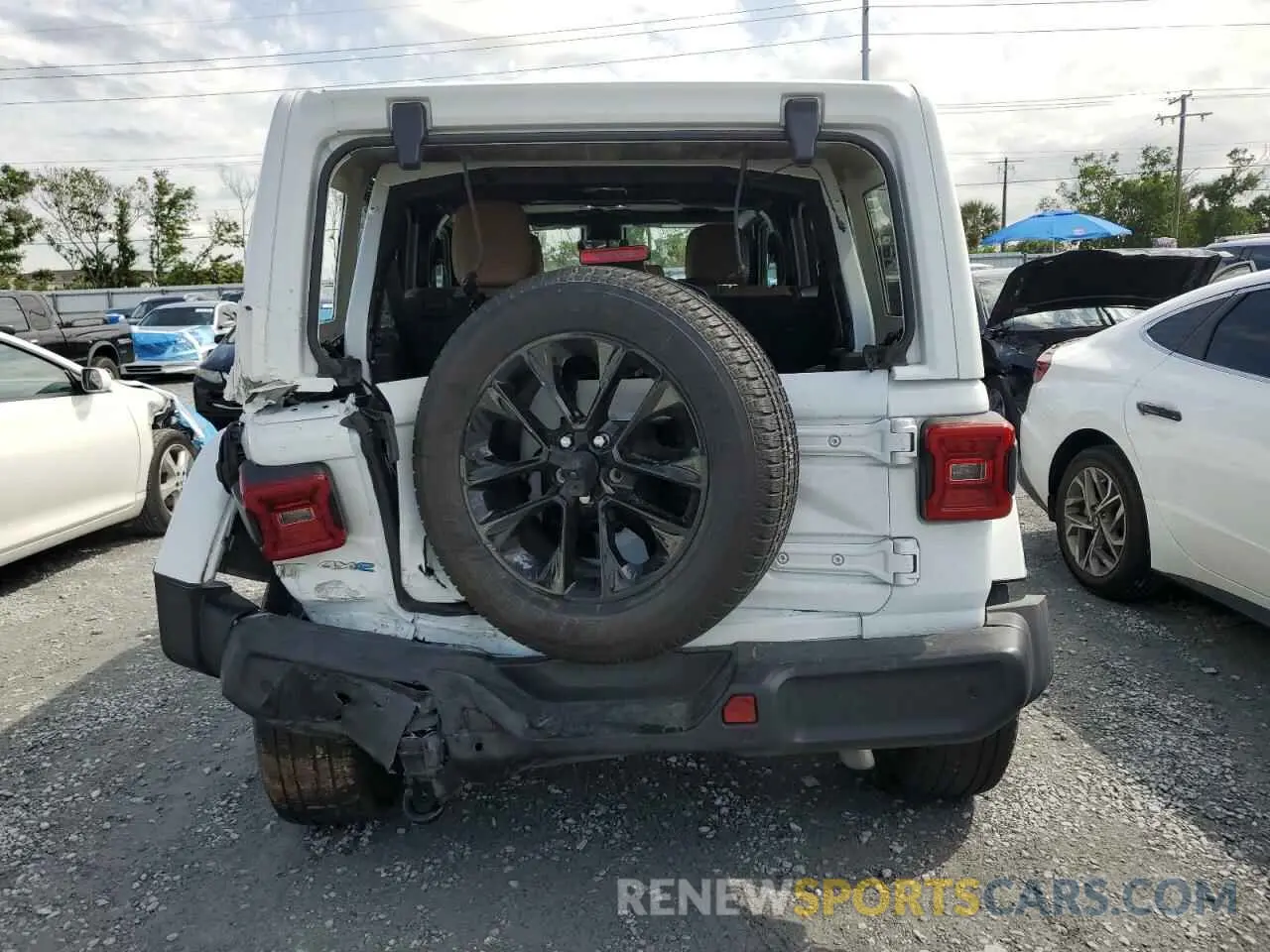 6 Photograph of a damaged car 1C4JJXP65MW766023 JEEP WRANGLER 2021
