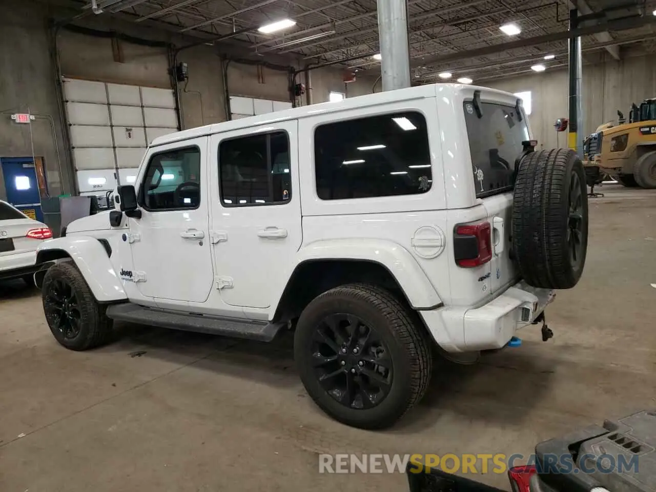 2 Photograph of a damaged car 1C4JJXP67MW643405 JEEP WRANGLER 2021