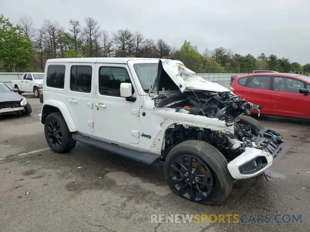 4 Photograph of a damaged car 1C4JJXP6XMW674874 JEEP WRANGLER 2021