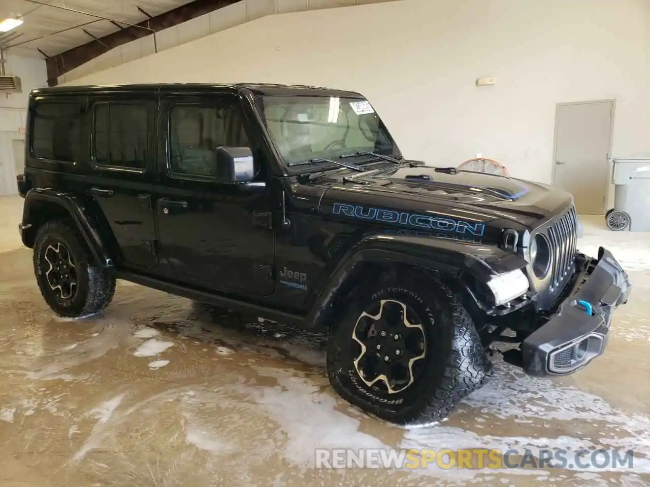 4 Photograph of a damaged car 1C4JJXR62MW800738 JEEP WRANGLER 2021