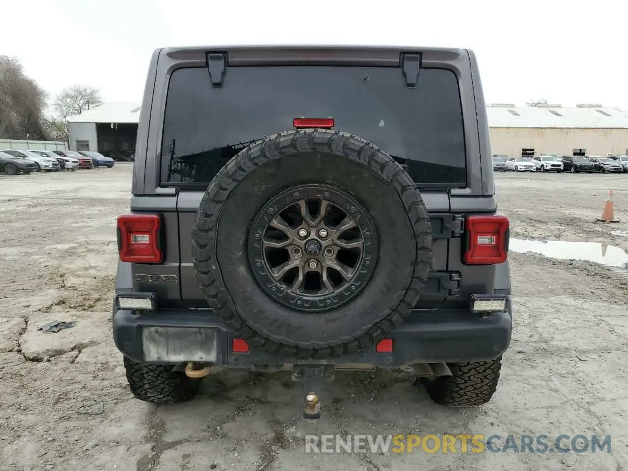 6 Photograph of a damaged car 1C4JJXSJ3MW634325 JEEP WRANGLER 2021