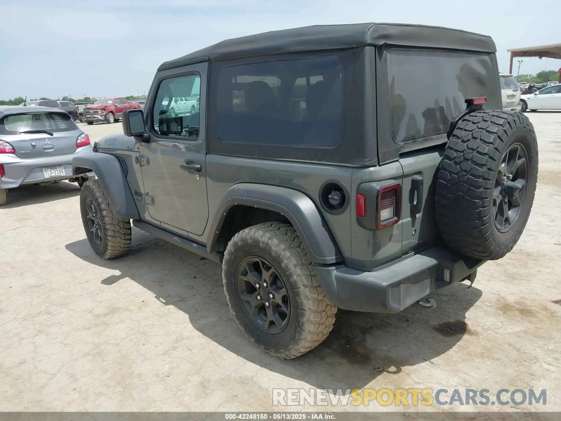 3 Photograph of a damaged car 1C4GJXAG8NW232480 JEEP WRANGLER 2022