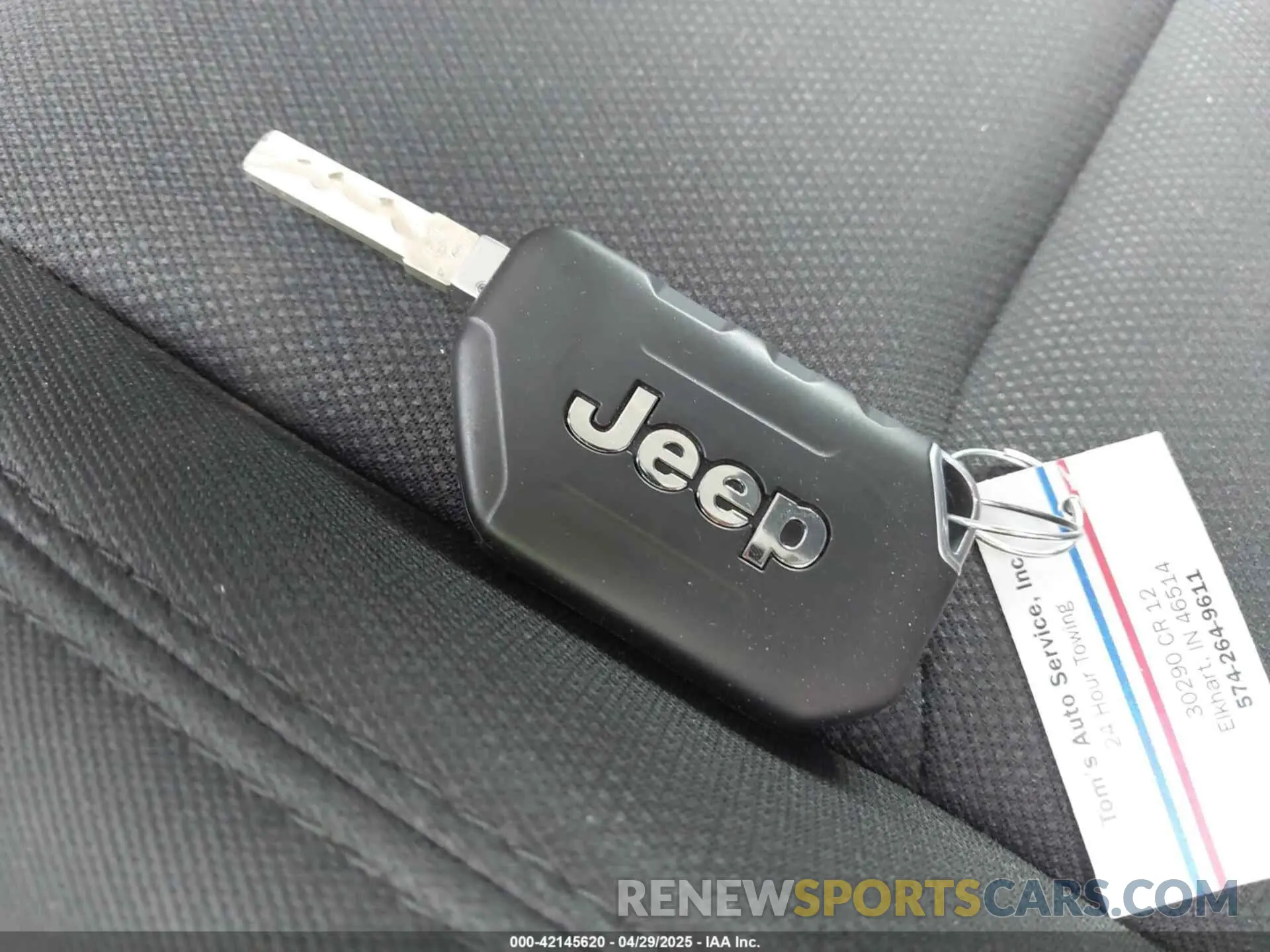 11 Photograph of a damaged car 1C4GJXAN8NW223101 JEEP WRANGLER 2022