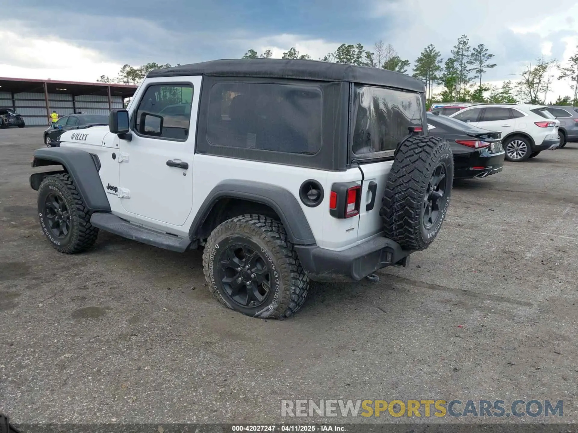 3 Photograph of a damaged car 1C4GJXAN9NW124190 JEEP WRANGLER 2022