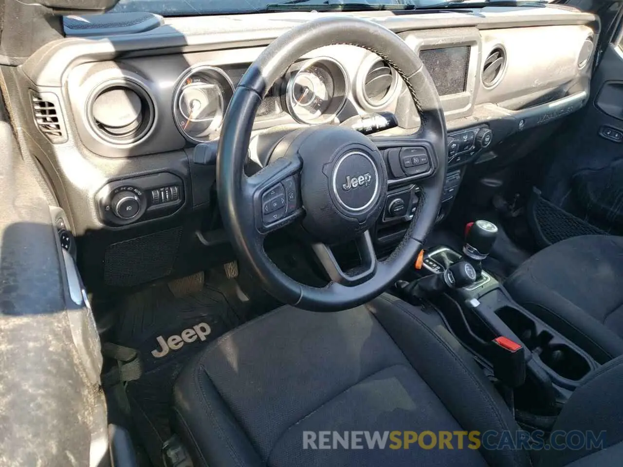 8 Photograph of a damaged car 1C4HJXAGXNW163909 JEEP WRANGLER 2022