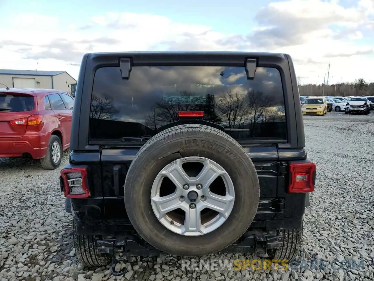 6 Photograph of a damaged car 1C4HJXDG0NW213857 JEEP WRANGLER 2022