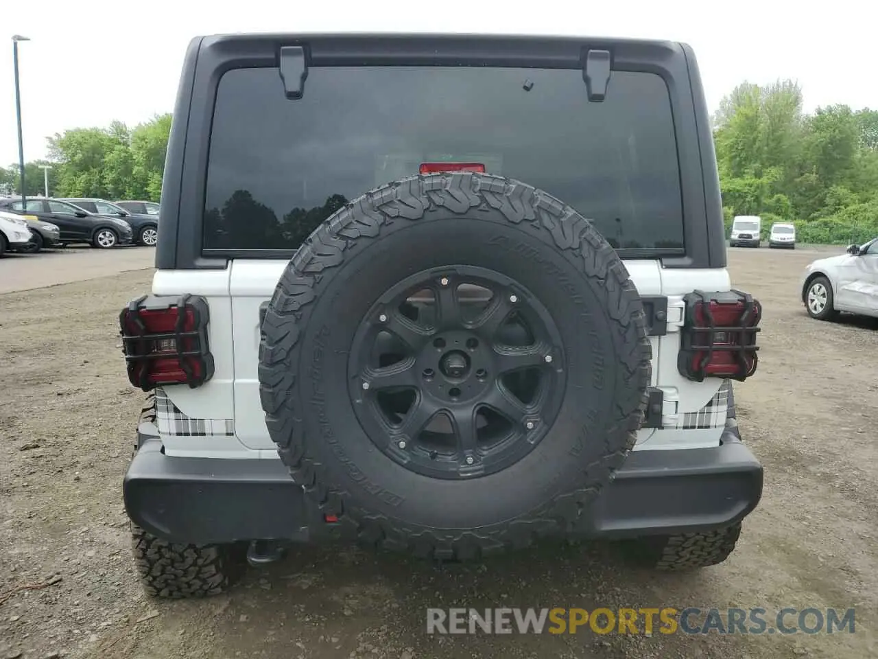 6 Photograph of a damaged car 1C4HJXDG4NW235781 JEEP WRANGLER 2022