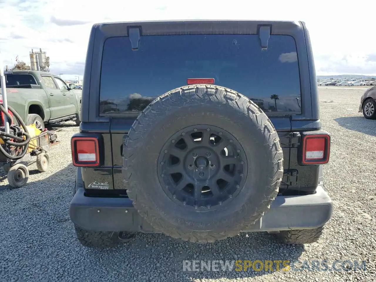 6 Photograph of a damaged car 1C4HJXDG5NW201087 JEEP WRANGLER 2022