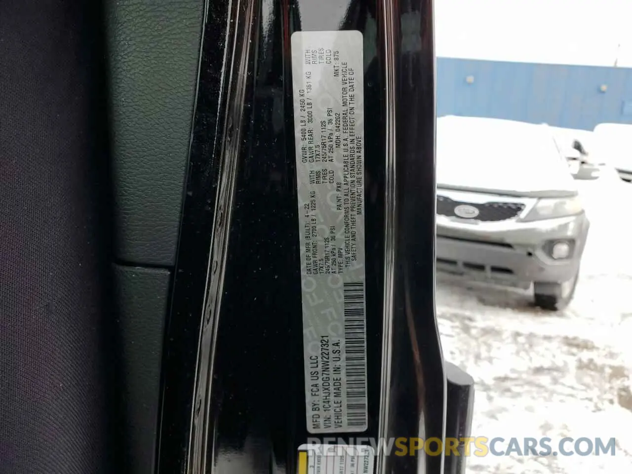 14 Photograph of a damaged car 1C4HJXDG7NW227321 JEEP WRANGLER 2022