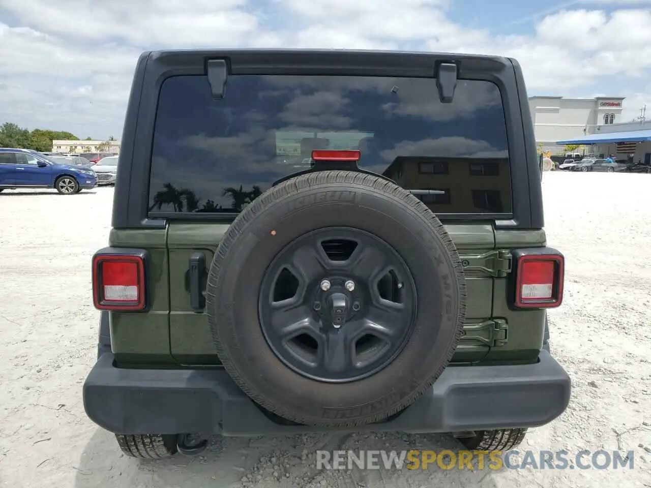 6 Photograph of a damaged car 1C4HJXDGXNW180320 JEEP WRANGLER 2022