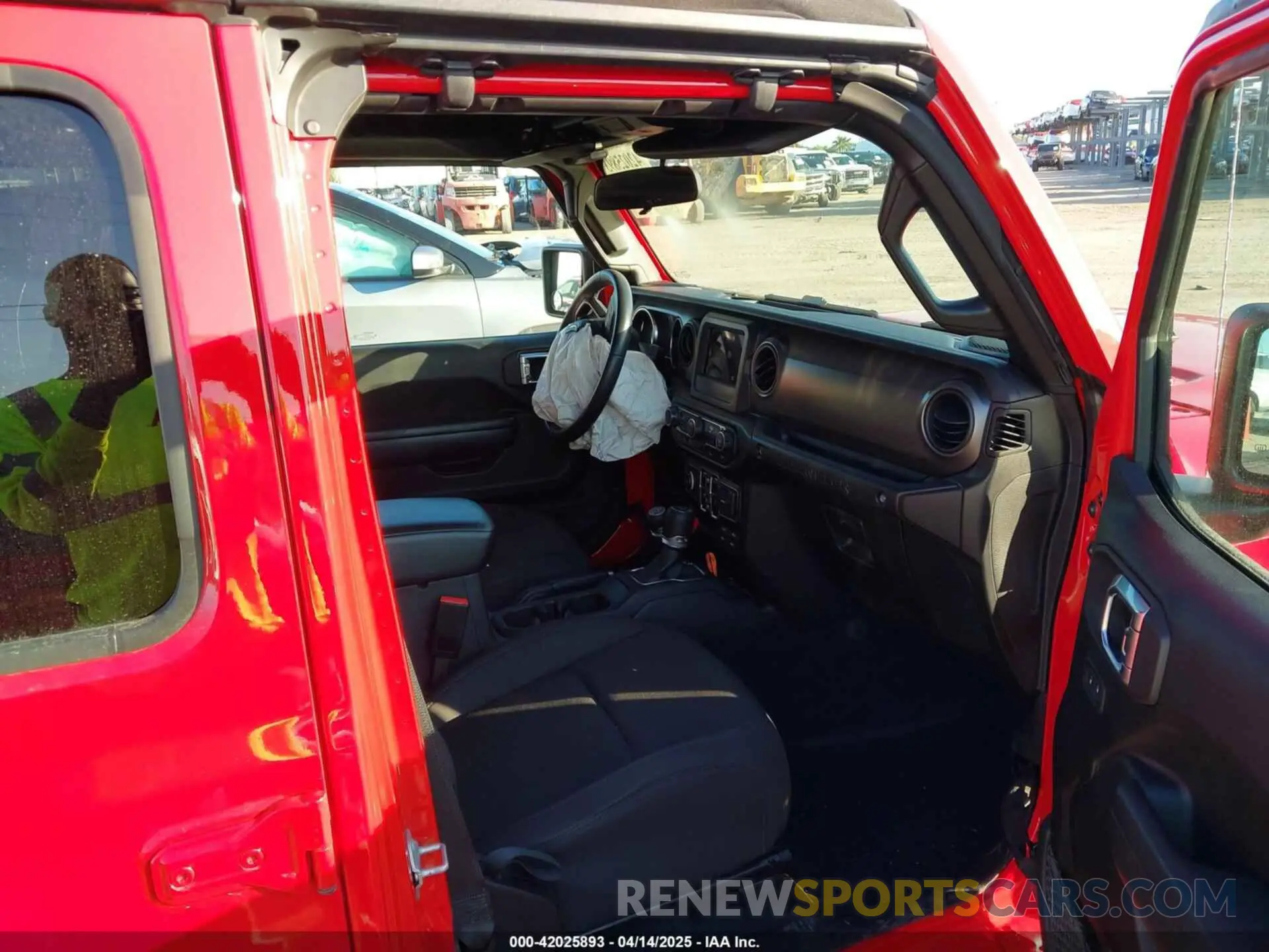 5 Photograph of a damaged car 1C4HJXDN3NW129708 JEEP WRANGLER 2022