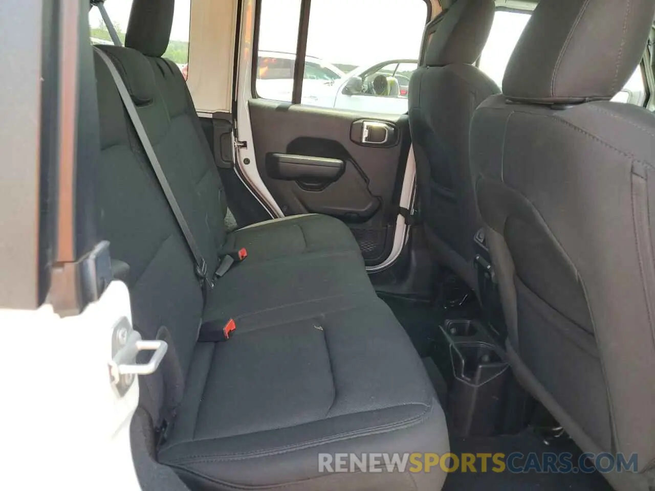 10 Photograph of a damaged car 1C4HJXDN8NW160663 JEEP WRANGLER 2022