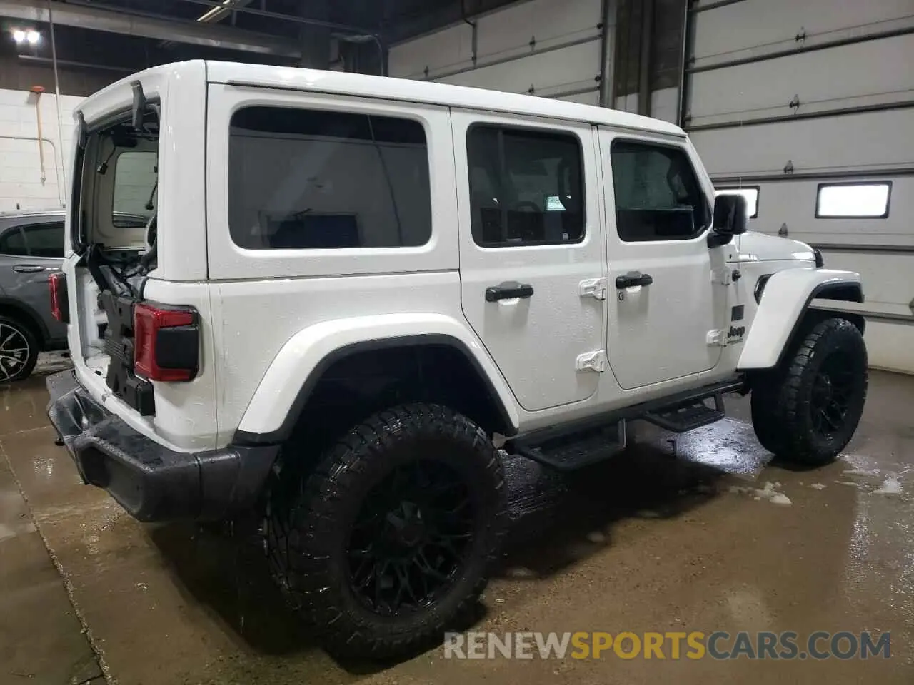 3 Photograph of a damaged car 1C4HJXEG7NW172299 JEEP WRANGLER 2022