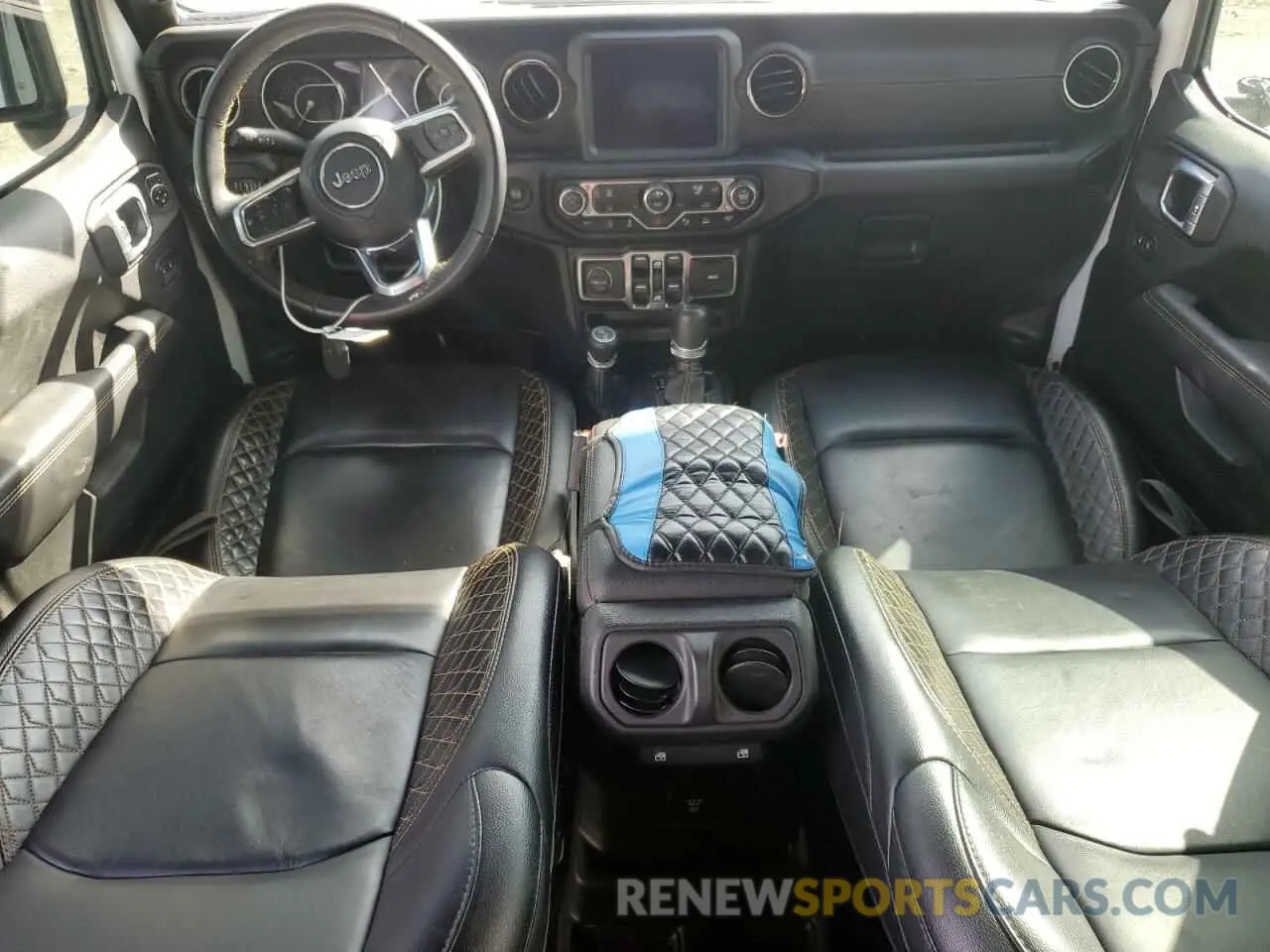 8 Photograph of a damaged car 1C4HJXEN2NW124708 JEEP WRANGLER 2022