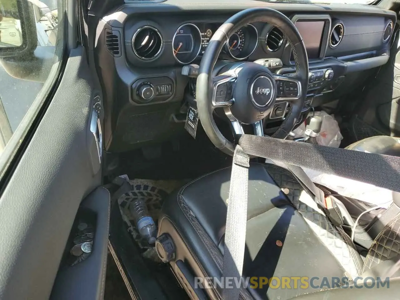 8 Photograph of a damaged car 1C4HJXEN2NW173682 JEEP WRANGLER 2022