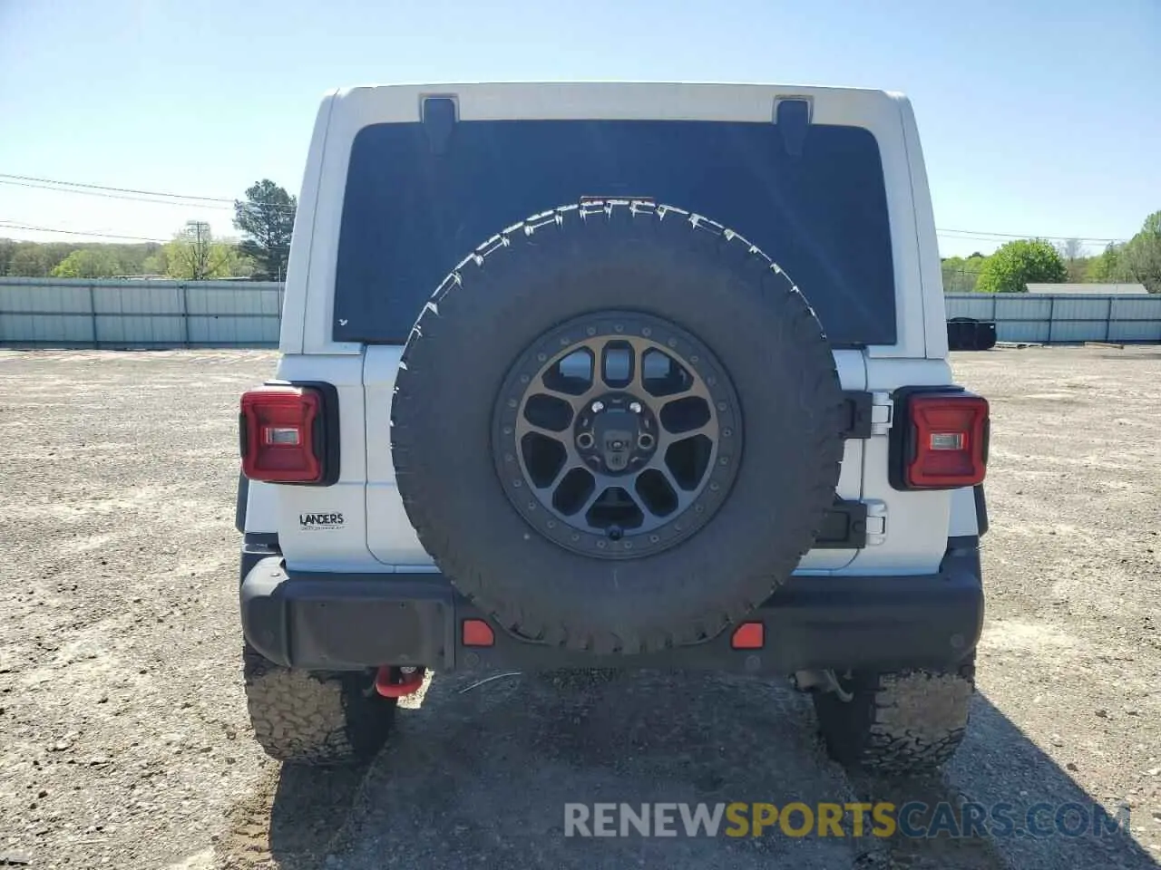 6 Photograph of a damaged car 1C4JJXFG0NW127415 JEEP WRANGLER 2022