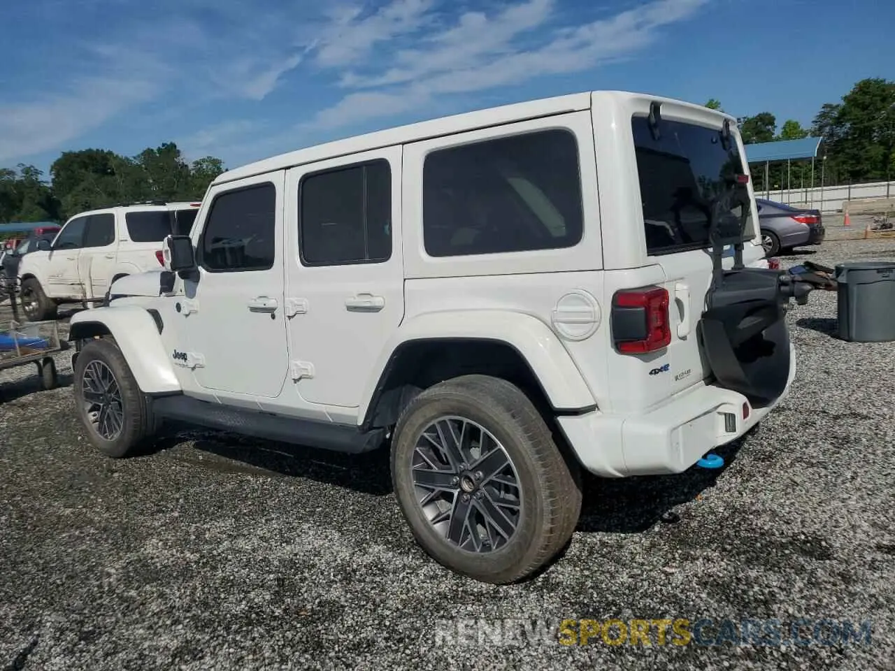 2 Photograph of a damaged car 1C4JJXP60NW172103 JEEP WRANGLER 2022