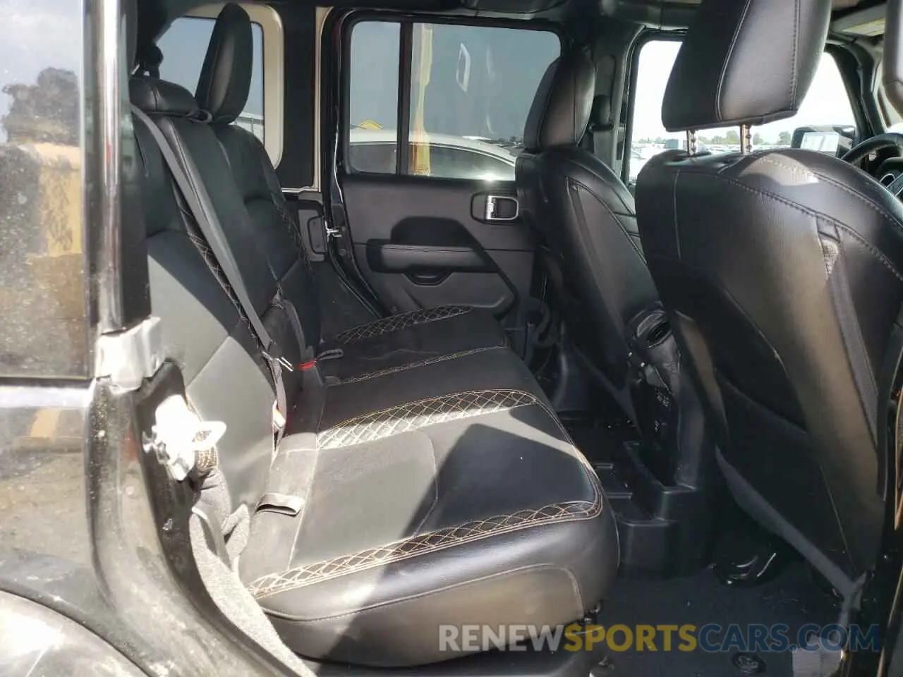 10 Photograph of a damaged car 1C4JJXP60NW172991 JEEP WRANGLER 2022