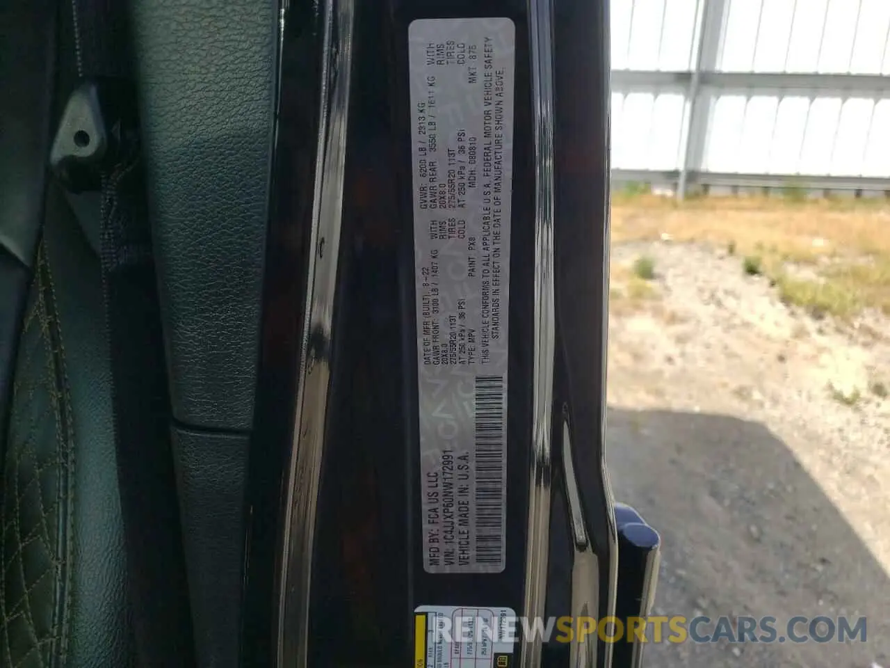 12 Photograph of a damaged car 1C4JJXP60NW172991 JEEP WRANGLER 2022
