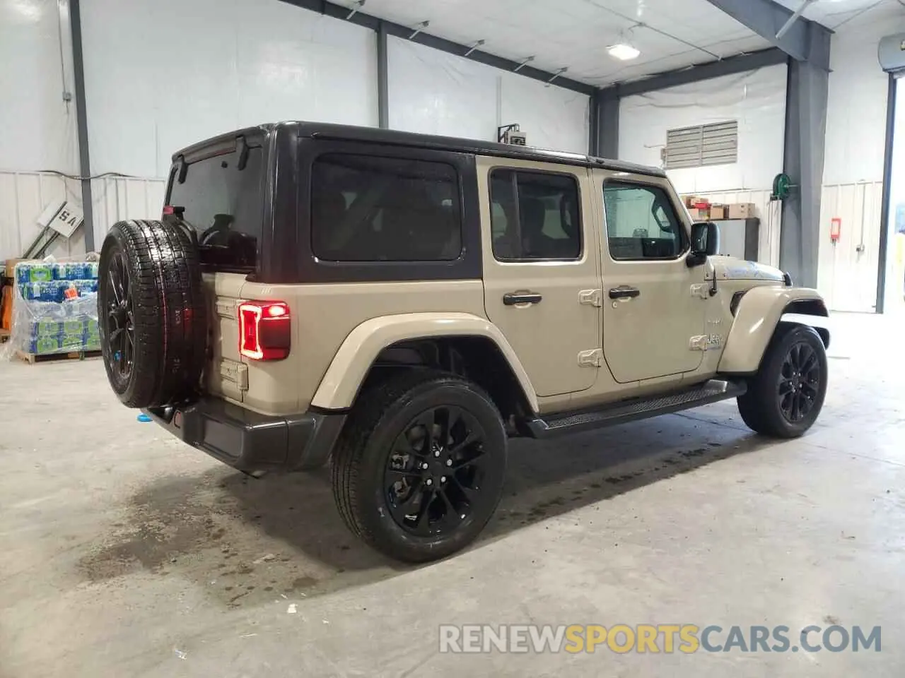 3 Photograph of a damaged car 1C4JJXP60NW271097 JEEP WRANGLER 2022