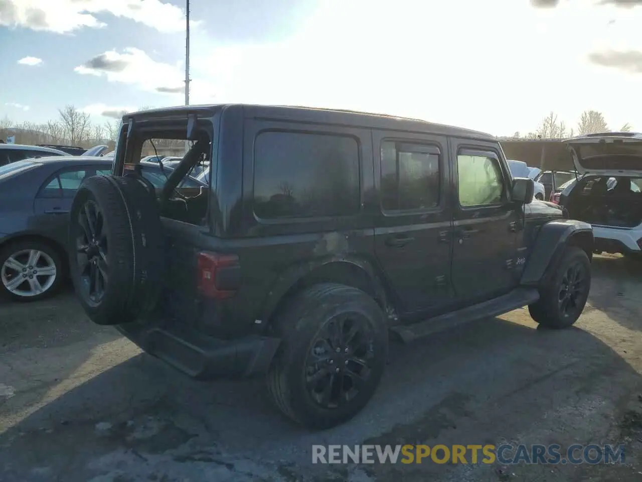 3 Photograph of a damaged car 1C4JJXP62NW178128 JEEP WRANGLER 2022
