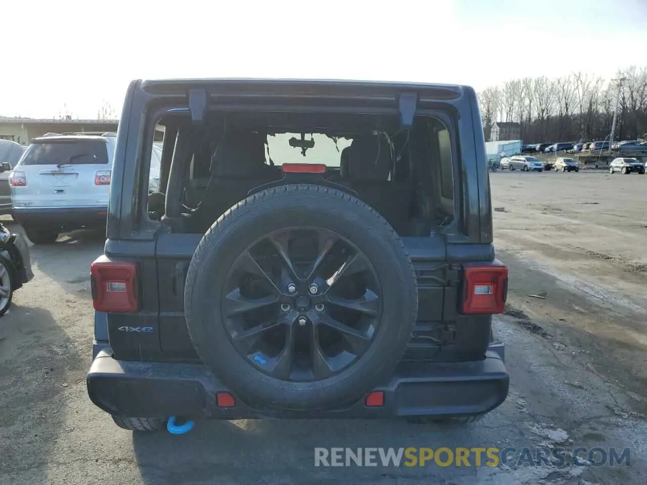 6 Photograph of a damaged car 1C4JJXP62NW178128 JEEP WRANGLER 2022