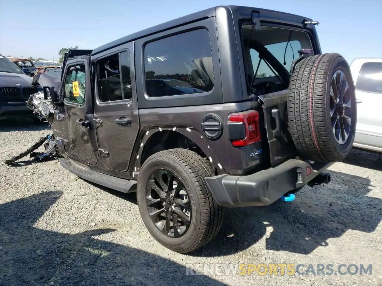 2 Photograph of a damaged car 1C4JJXP64NW213185 JEEP WRANGLER 2022